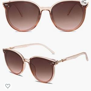 Cat eye sunglasses